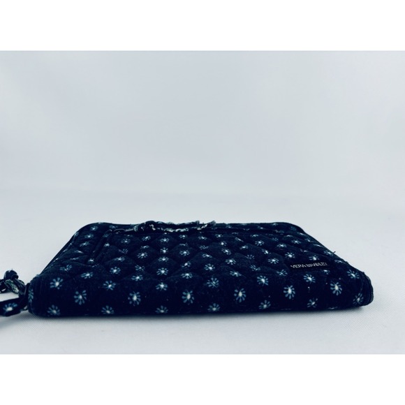 Vera Bradley Quilted Blue Classic Medium Size Wallet Flowers Wristlet‎ - Picture 4 of 9